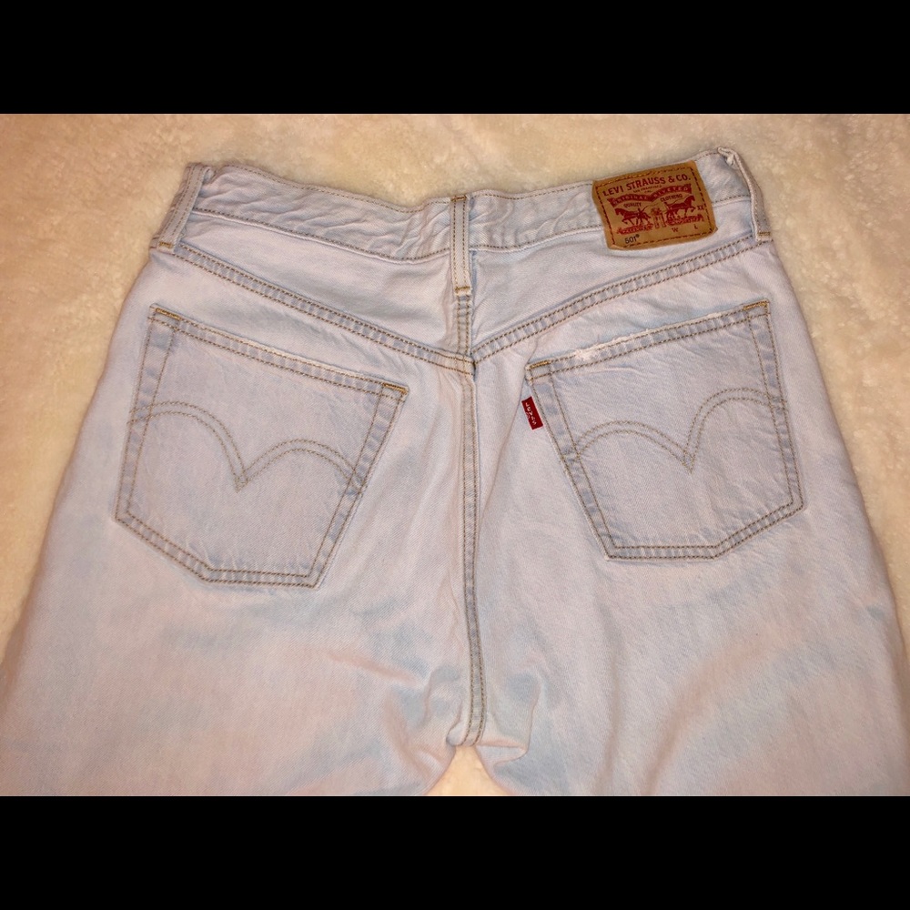 Levi Light Wash Ripped High Waisted Boot Cut Jeans